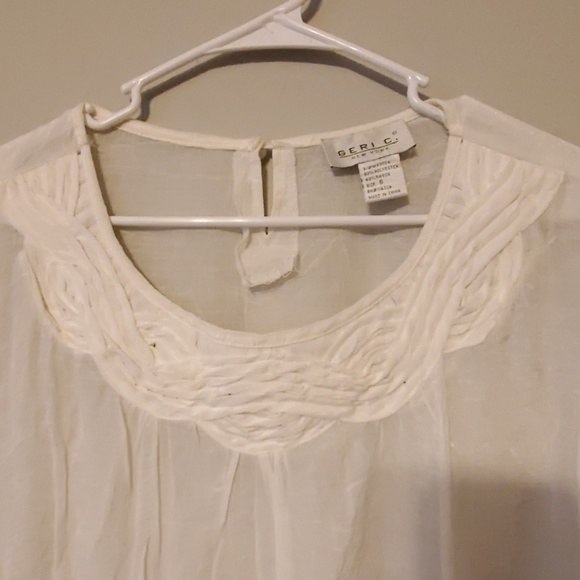 Blouse - Picture 2 of 2